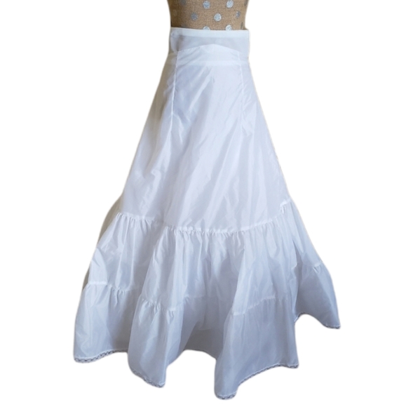 David's Bridal 603 wedding dress petticoat 12 prom crinoline quinceanera - Picture 1 of 8